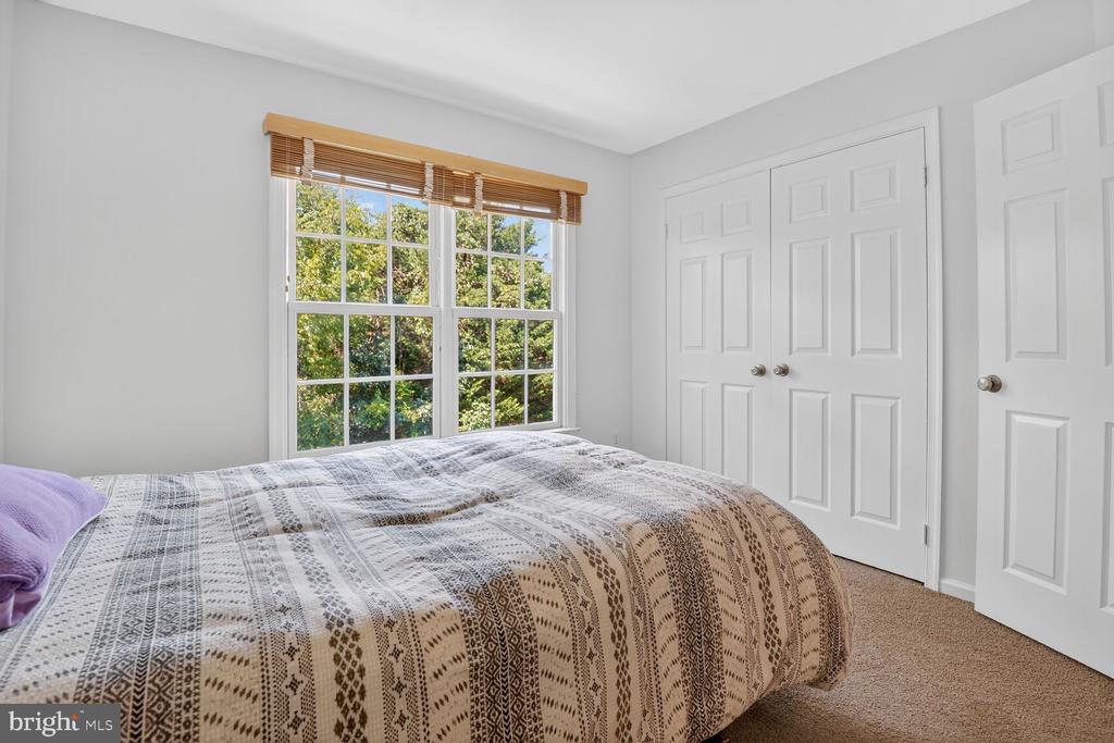 2908 ROBIN GLEN COURT