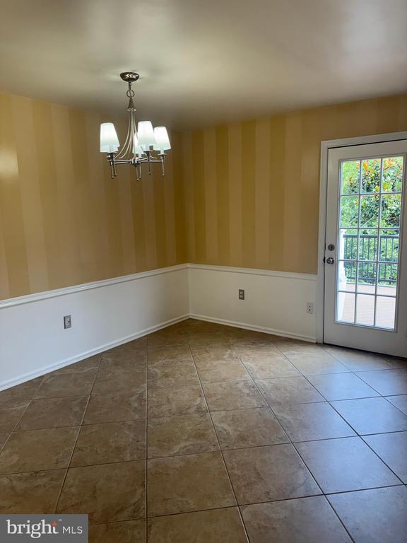 6374 PALMETTO PLACE