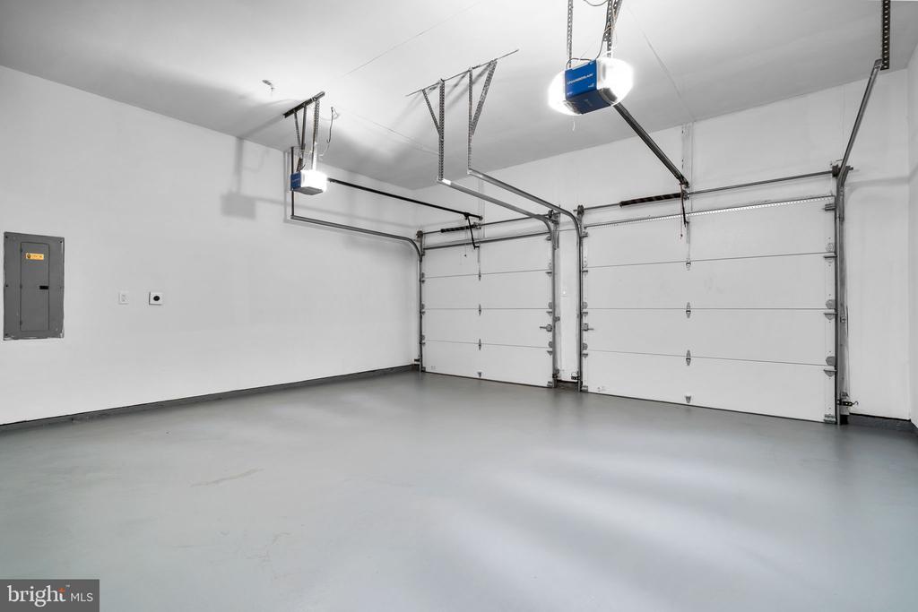 13019 BANKFOOT COURT
