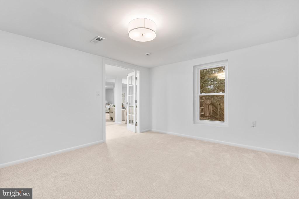 13019 BANKFOOT COURT