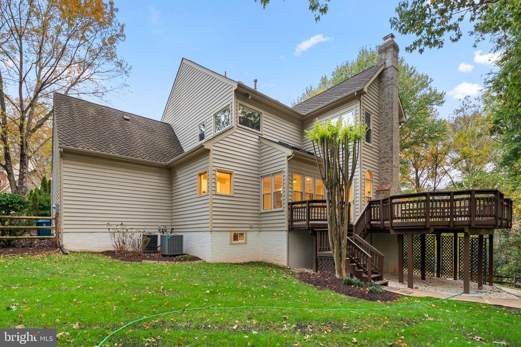 13019 BANKFOOT COURT