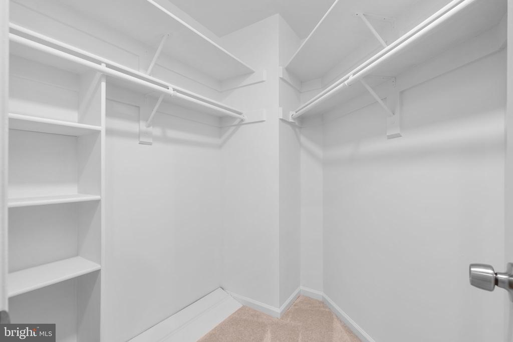 13019 BANKFOOT COURT