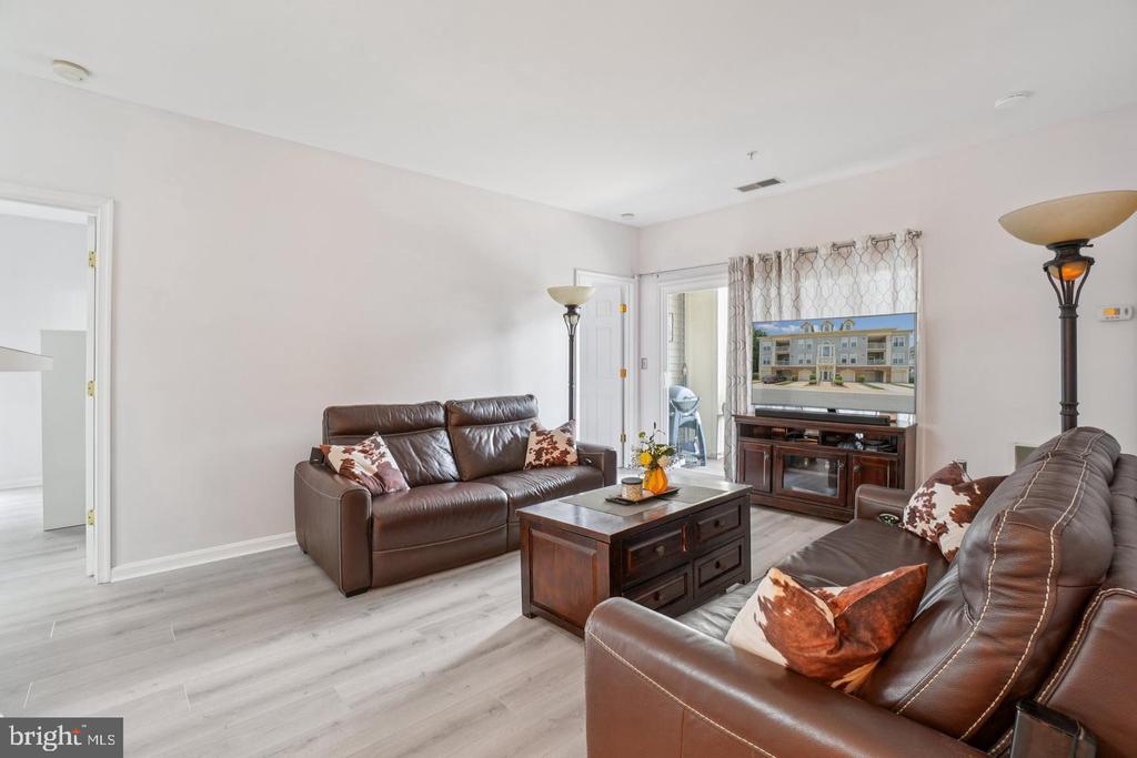 11322 WESTBROOK MILL LANE Unit: 204