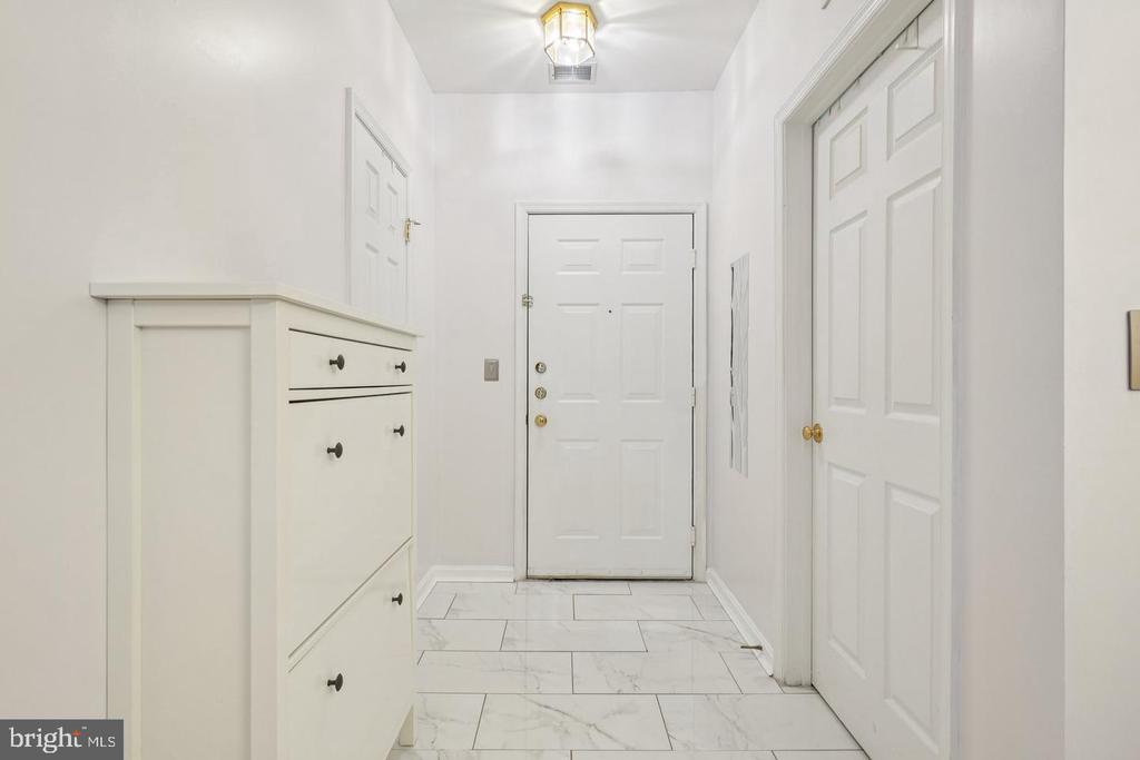 11322 WESTBROOK MILL LANE Unit: 204