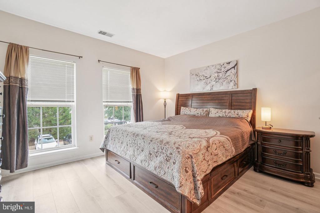 11322 WESTBROOK MILL LANE Unit: 204