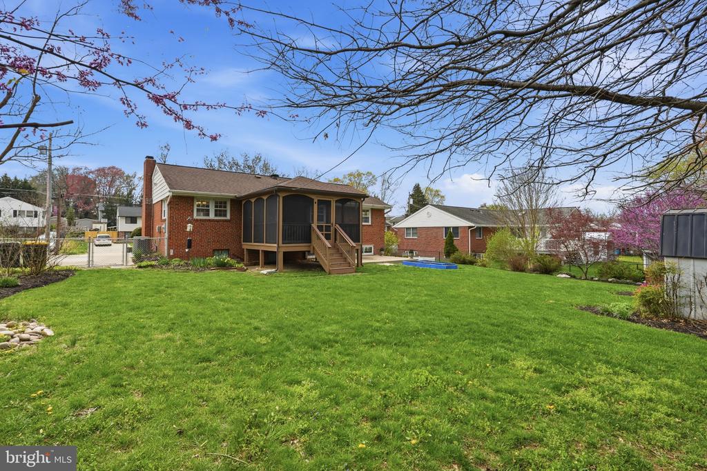 8110 CARRICK LANE