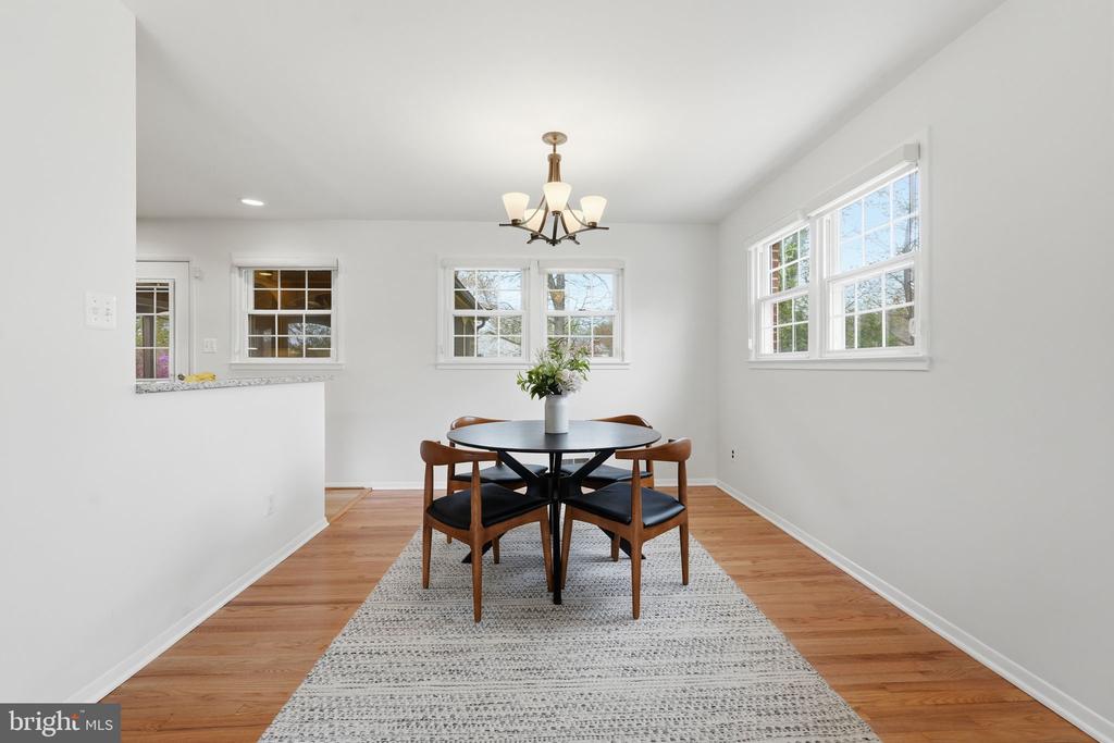 8110 CARRICK LANE