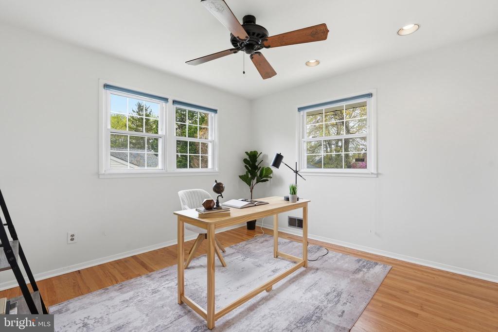 8110 CARRICK LANE