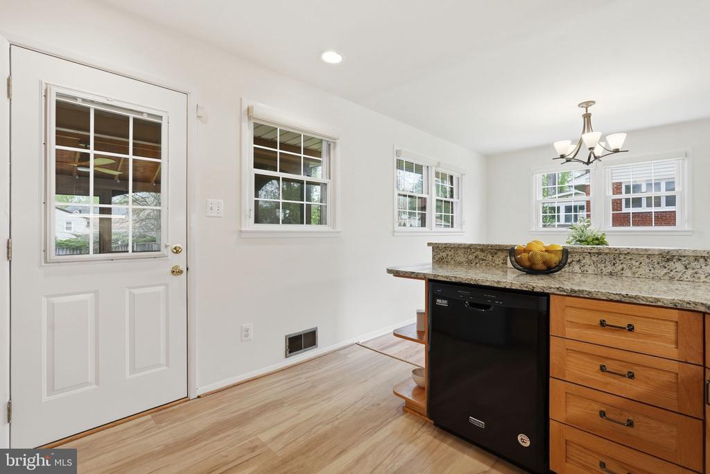 8110 CARRICK LANE