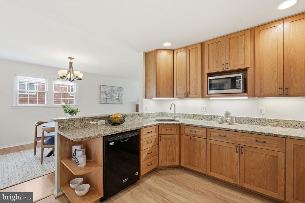 8110 CARRICK LANE