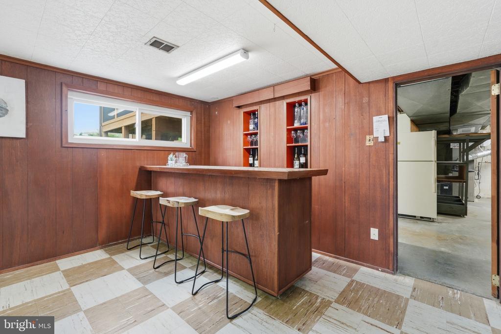 8110 CARRICK LANE
