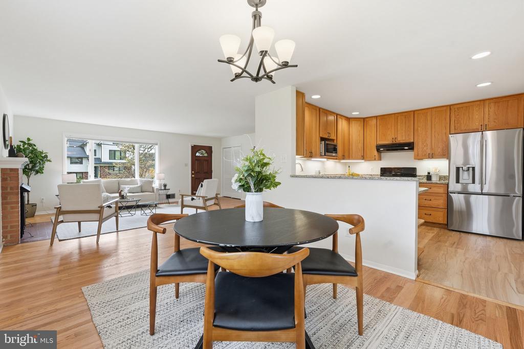 8110 CARRICK LANE