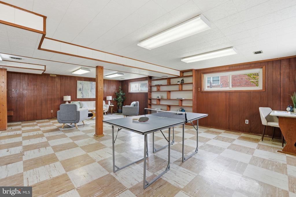 8110 CARRICK LANE
