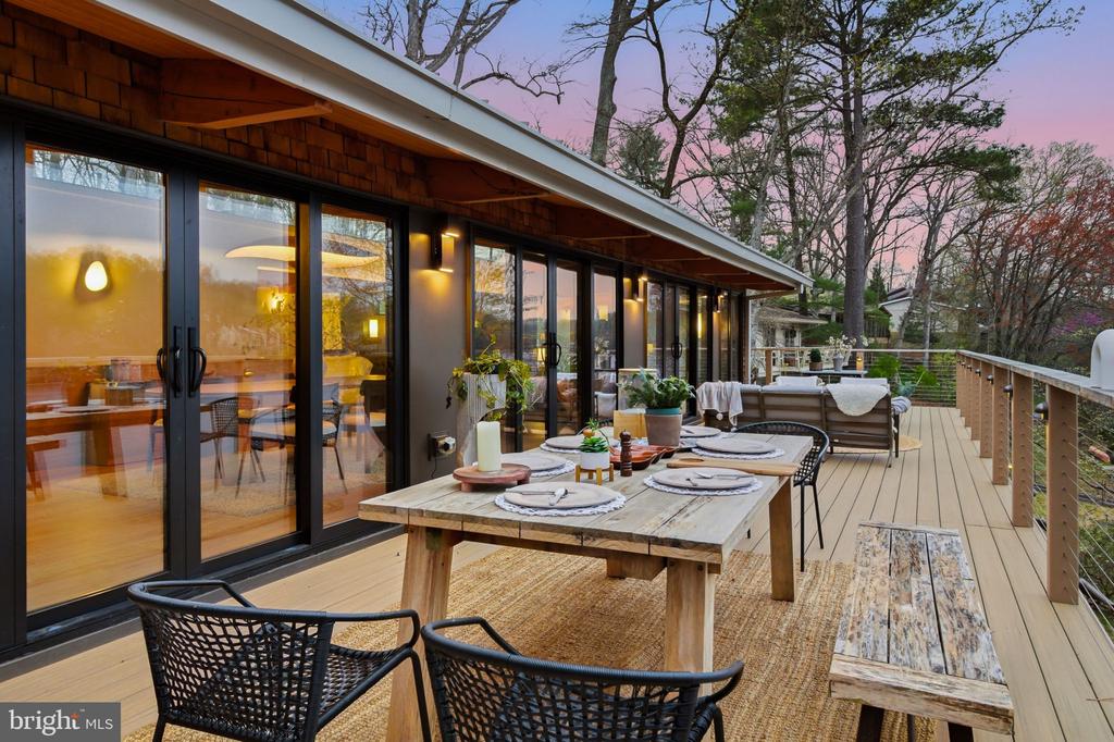 11216 S SHORE ROAD