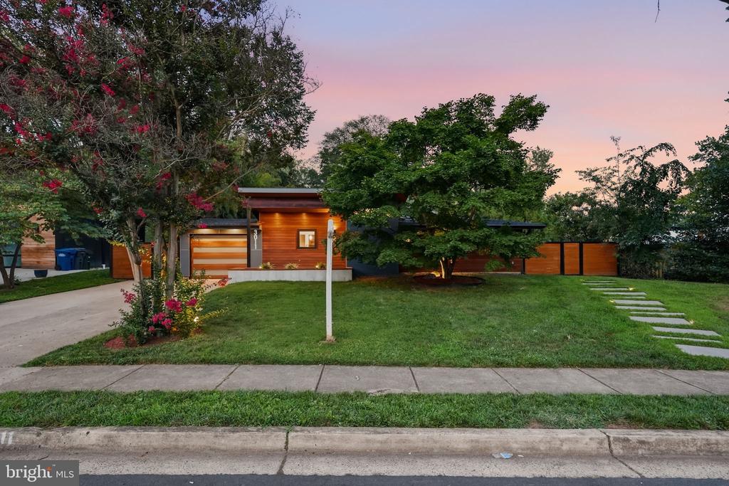 3011 CEDAR HILL ROAD