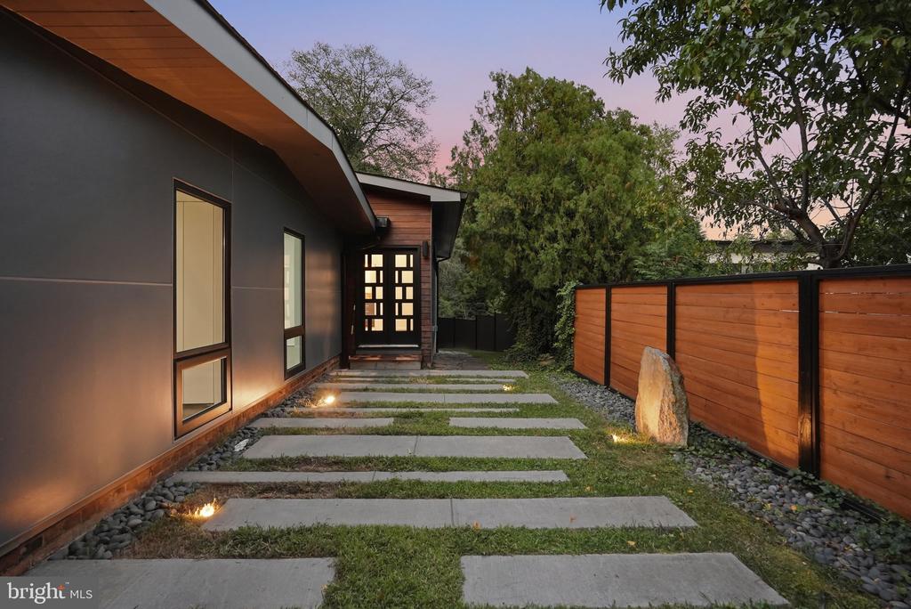 3011 CEDAR HILL ROAD