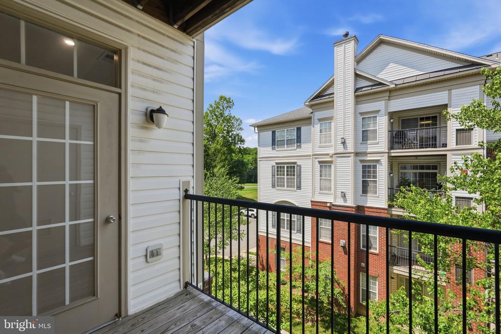 11506 SPERRIN CIRCLE Unit: 305