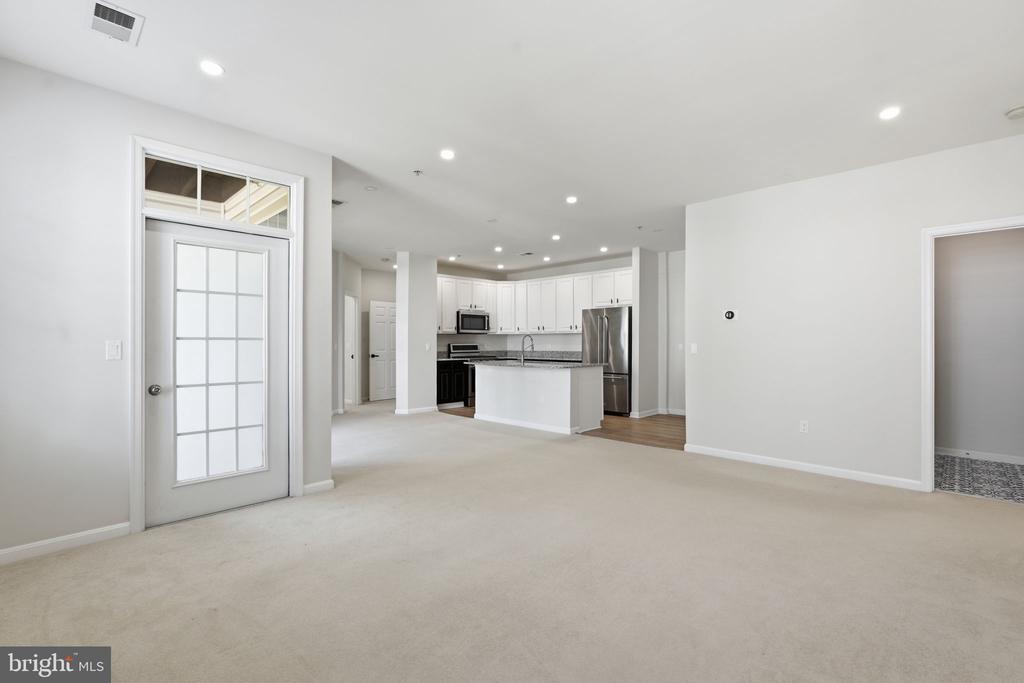 11506 SPERRIN CIRCLE Unit: 305