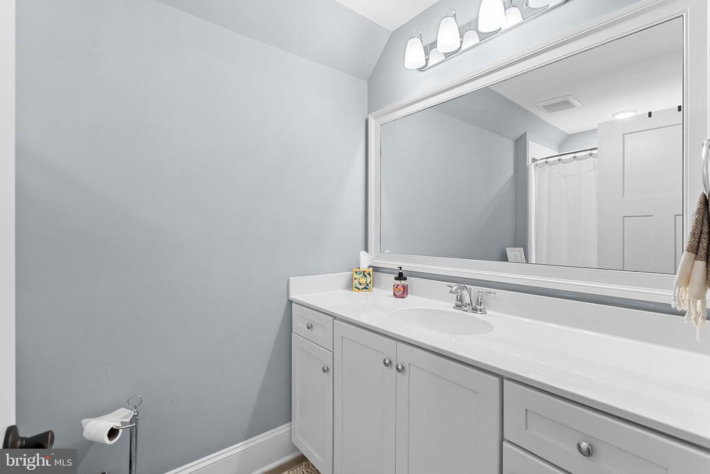 694 WINCHESTER TRAIL