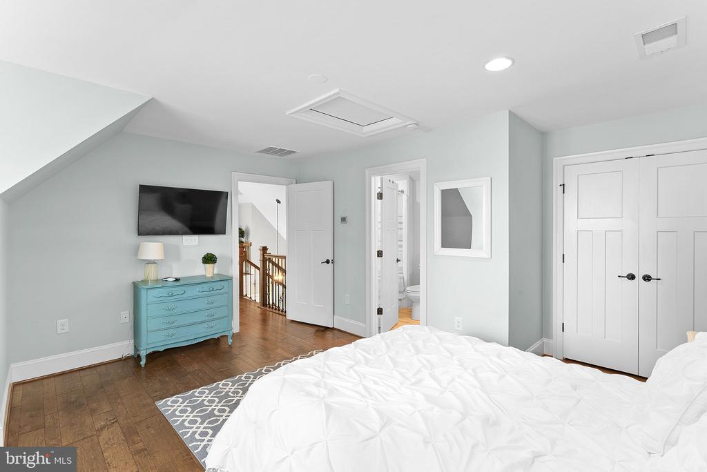 694 WINCHESTER TRAIL