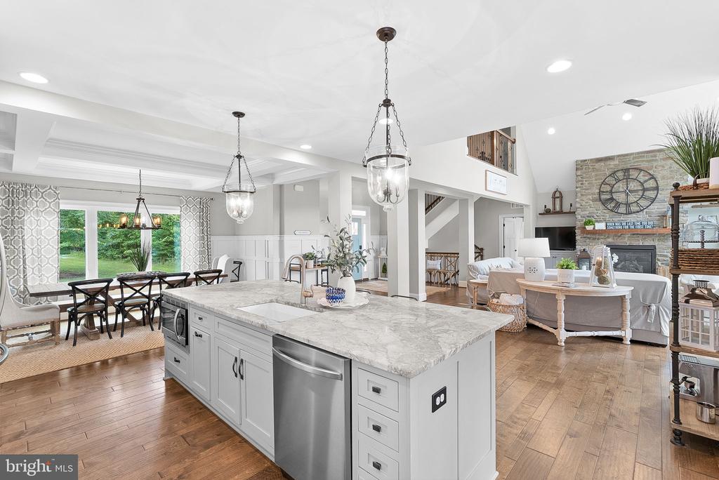 694 WINCHESTER TRAIL