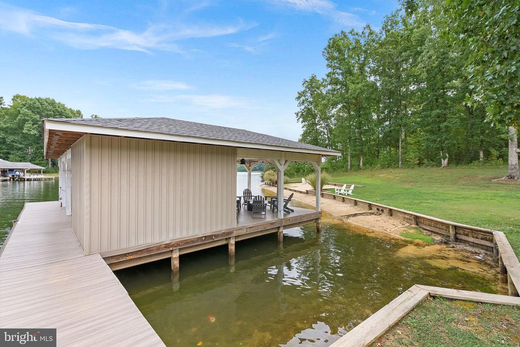 694 WINCHESTER TRAIL