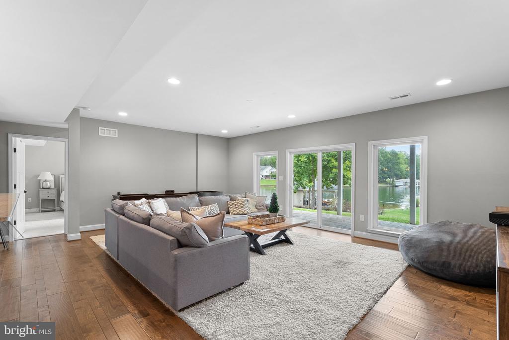 694 WINCHESTER TRAIL