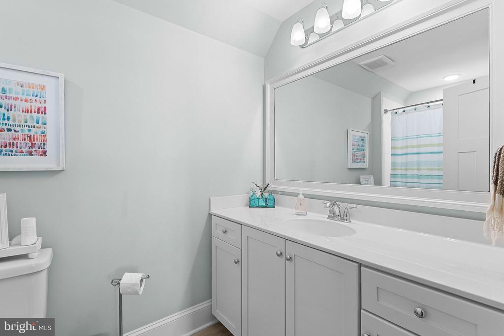 694 WINCHESTER TRAIL