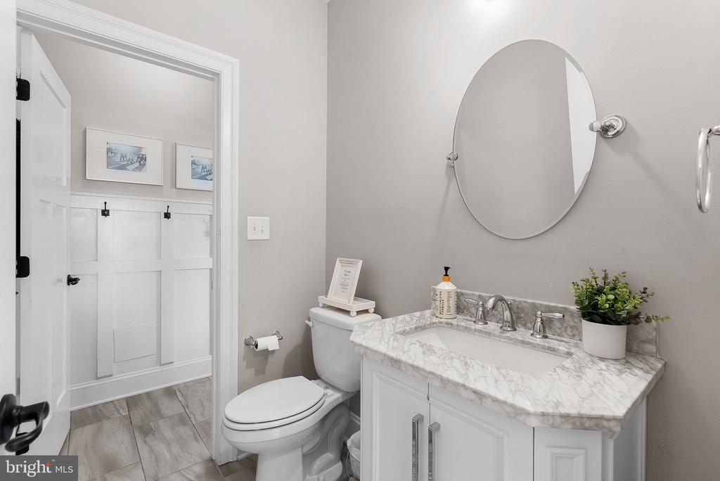 694 WINCHESTER TRAIL