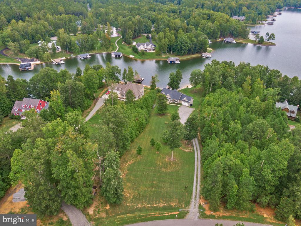 694 WINCHESTER TRAIL