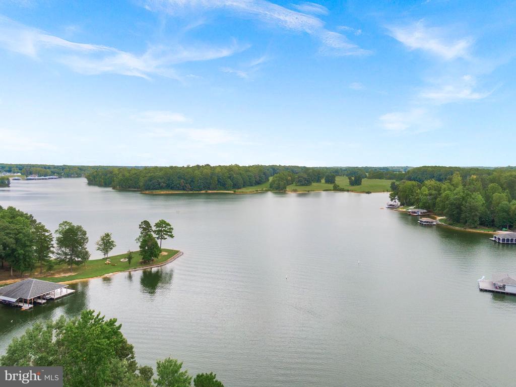 694 WINCHESTER TRAIL