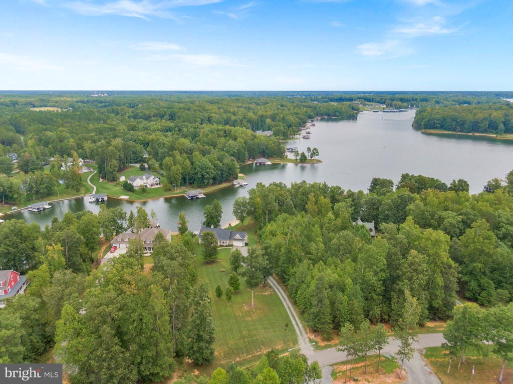694 WINCHESTER TRAIL