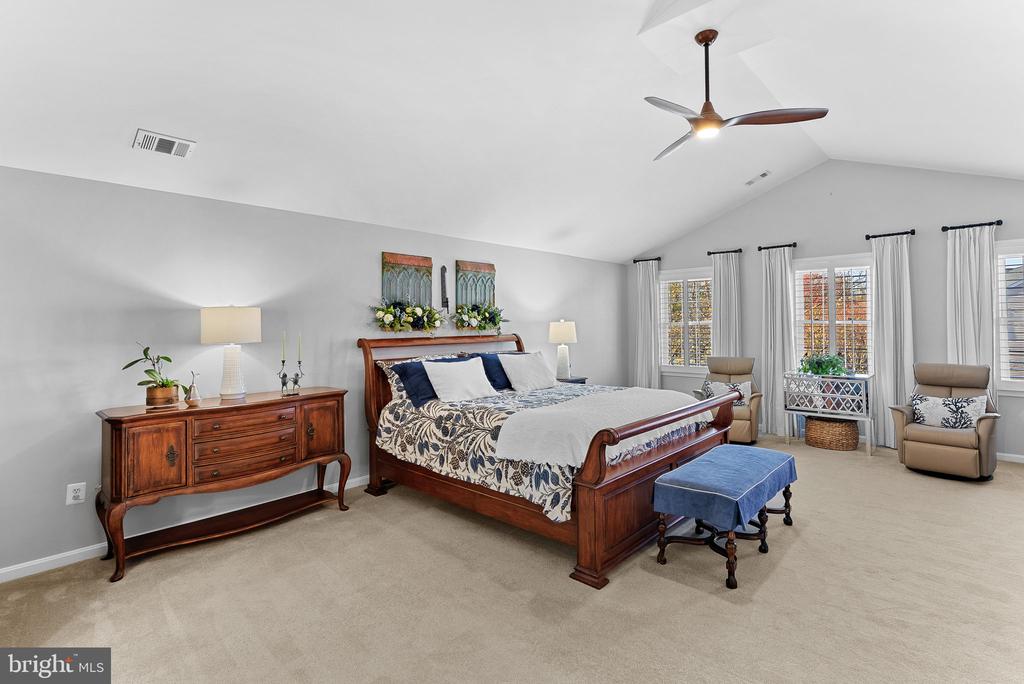 20340 ADVANTAGE COURT