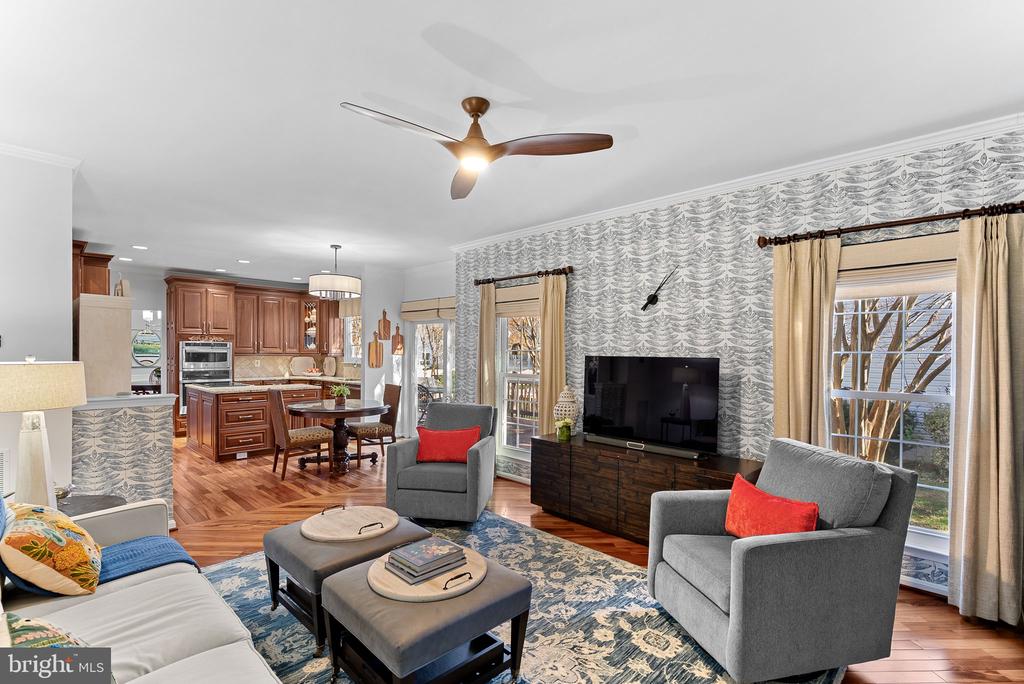 20340 ADVANTAGE COURT
