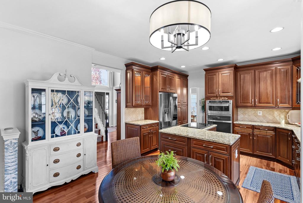 20340 ADVANTAGE COURT