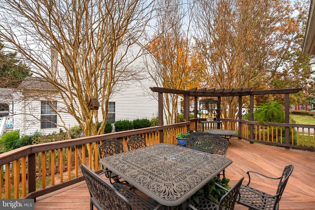 20340 ADVANTAGE COURT