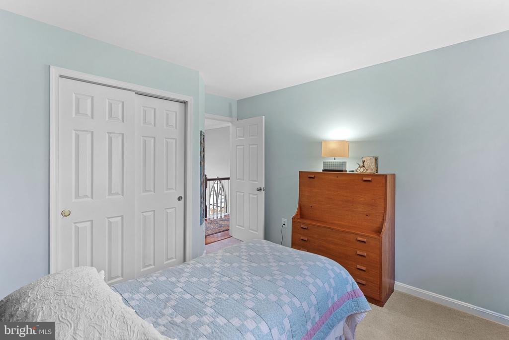20340 ADVANTAGE COURT