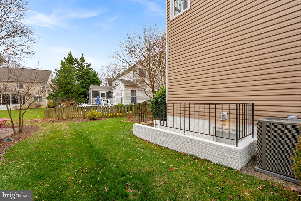 20340 ADVANTAGE COURT