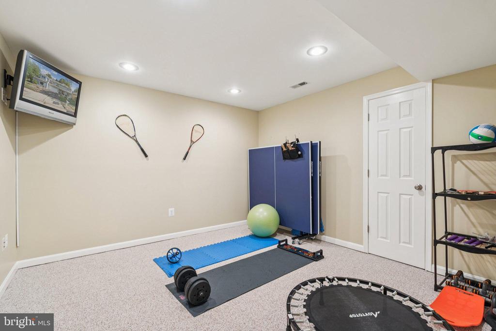 47660 PENNRUN WAY