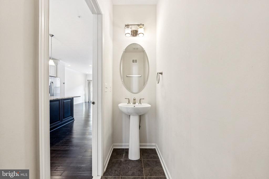 22613 NAUGATUCK SQUARE
