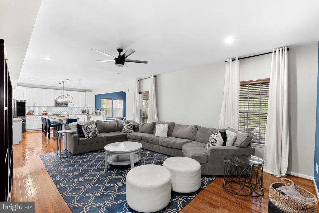 25478 KINSALE PLACE