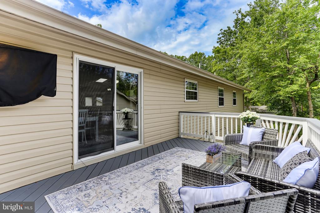 136 EAGLE COURT