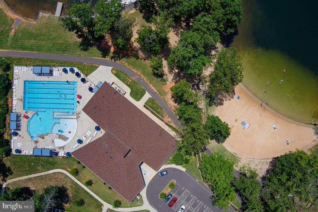 136 EAGLE COURT