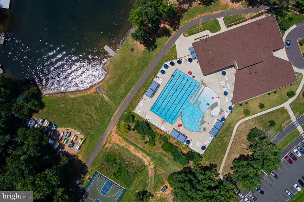 136 EAGLE COURT