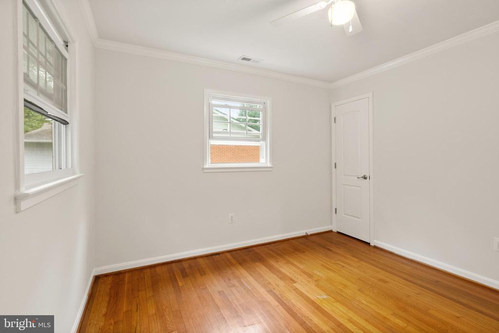 3617 FREEMONT PLACE