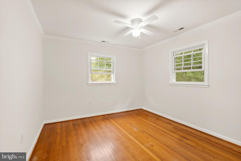 3617 FREEMONT PLACE