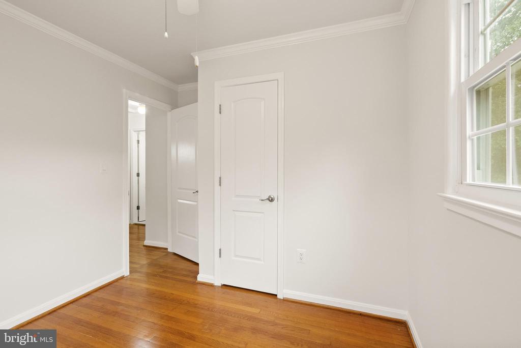3617 FREEMONT PLACE