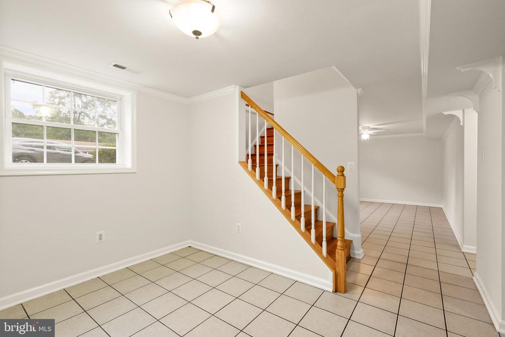 3617 FREEMONT PLACE