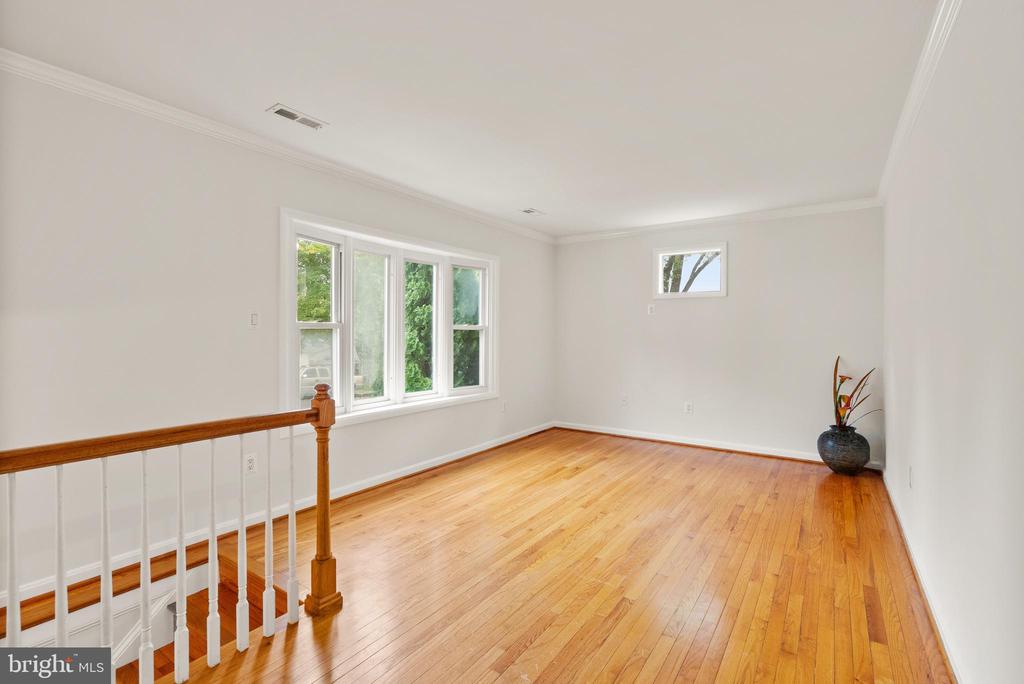3617 FREEMONT PLACE
