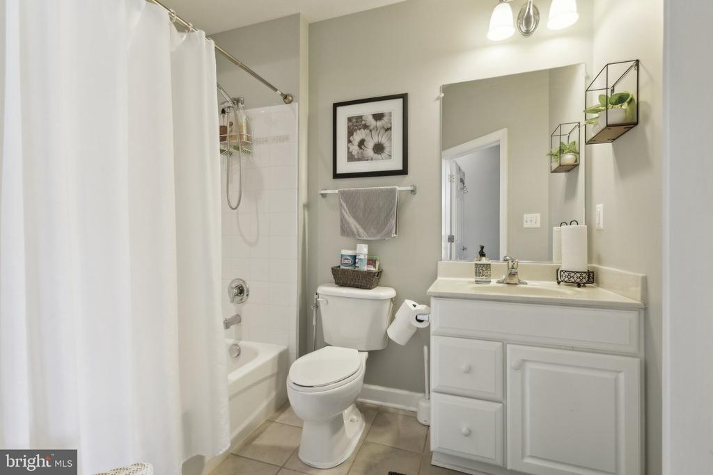 820 BELMONT BAY DRIVE Unit: 405